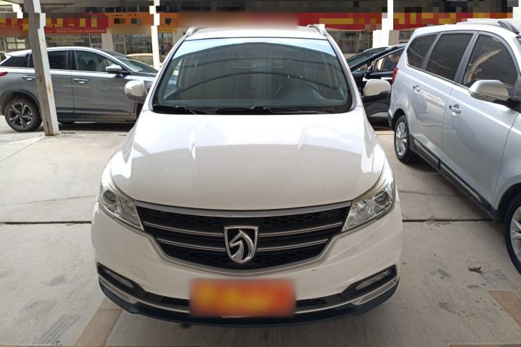 Used Baojun 730 2019 1.5L Manual Fashion Model 7-seater China VI Front