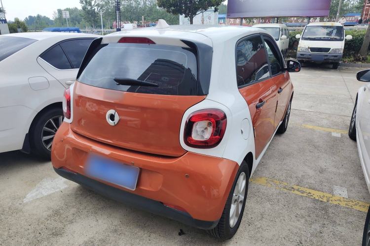 Used smart forfour 2016 1.0L 52 kW Dynamic Edition