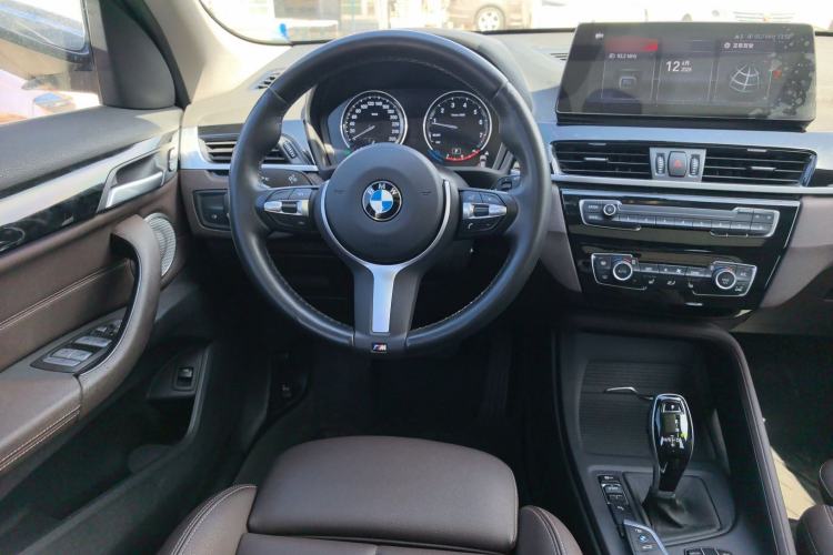 Used BMW X1 2021 sDrive25Li Leading Model Steering Wheel