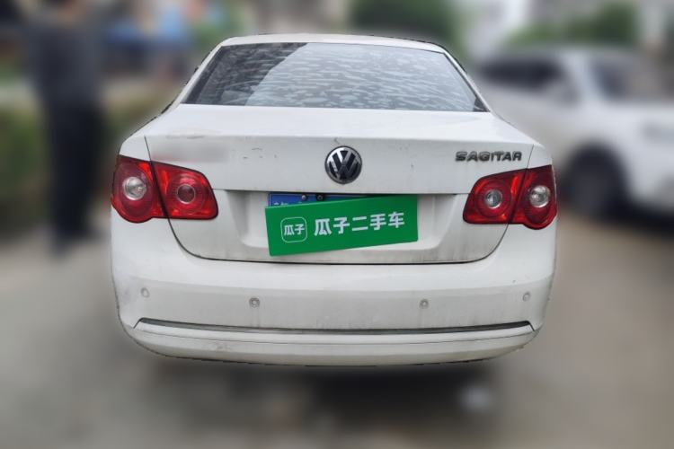 Used Volkswagen Sagitar 2011 1.6L Manual Comfort Version Rear