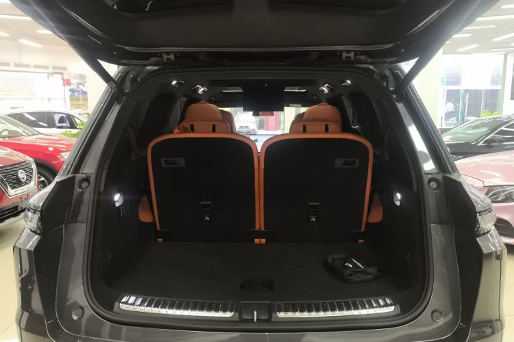 Used Li Auto L9 2023 Pro Model
