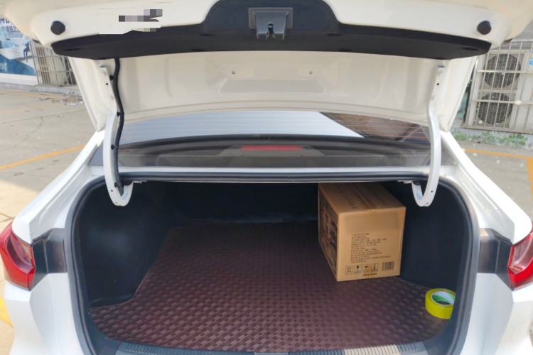 Used Roewe i5 2024 1.5L CVT Luxury Edition