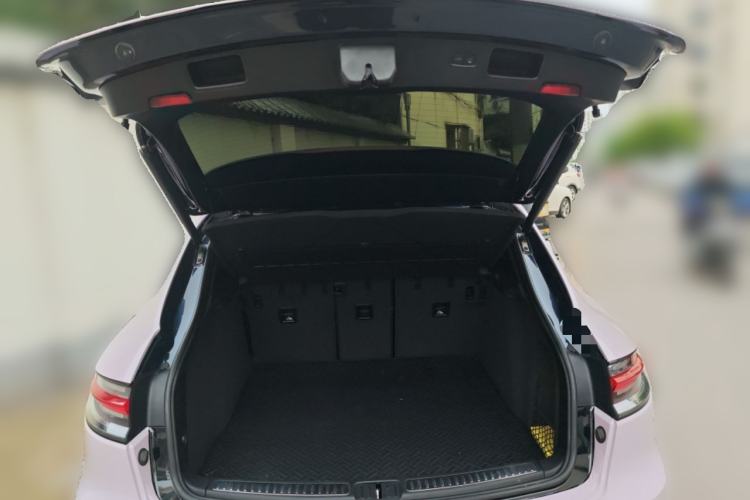 Used Porsche Macan 2018 Macan 2.0T Trunk