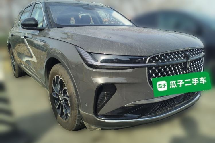 Used Lincoln Nautilus 2023 2.0T Four-Wheel Drive Luxury Edition Front Right 45 Deg