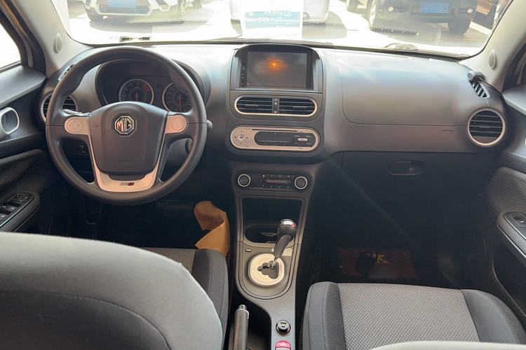 Used MG 3SW 2015 1.5L AMT Elite Model
