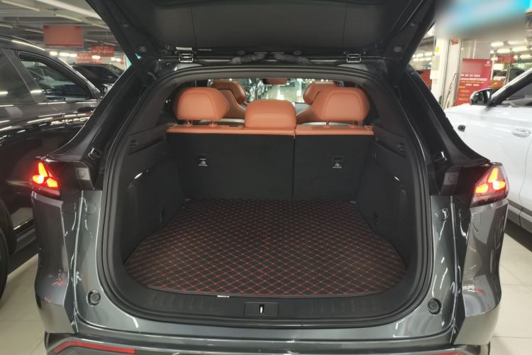 Used Deepal S07 2025 215Max Huawei Qiankun Intelligent Driving ADS SE Range-Extended Version Trunk