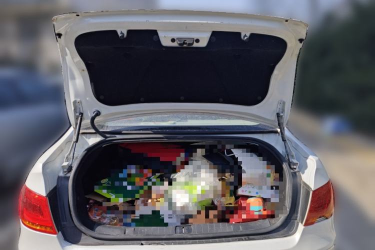 Used Peugeot 408 2013 1.6L Manual Comfort Edition Trunk