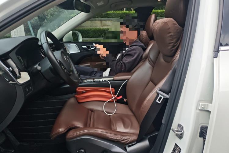 Used Volvo XC60 2020 T5 4x4 Smart Luxury Edition
