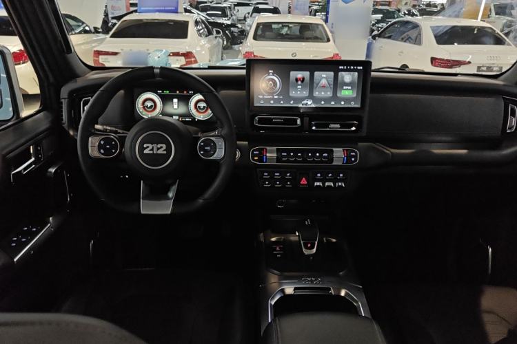 Used 212 T01 2025 2.0T Changfeng
