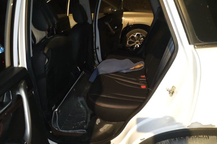 Used Haval H6 2015 Revised Version Sport Edition 1.5T Manual Transmission Two-Wheel Drive Elite Grade
