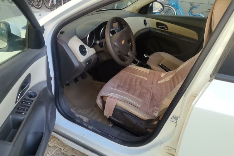 Used Chevrolet Cruze 2015 1.5L Classic SL MT