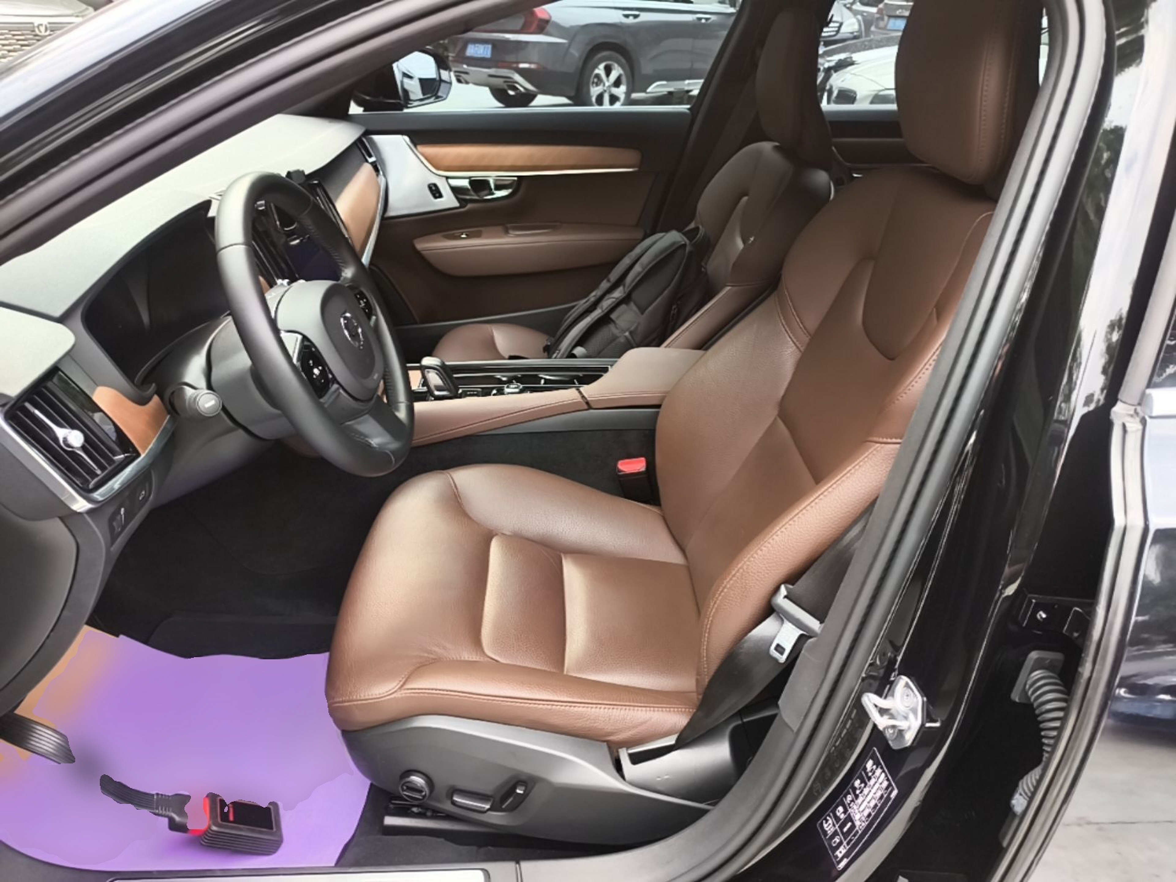 Interior delantero