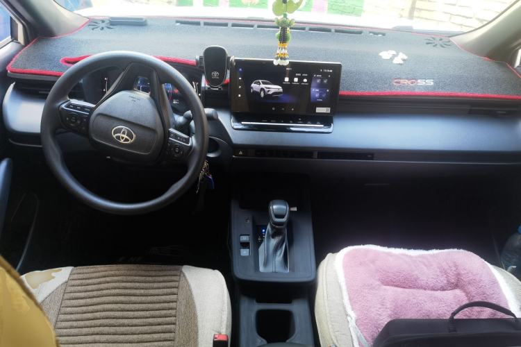Used Toyota Corolla Cross 2026 Model 2.0L Pioneer Edition Center Console