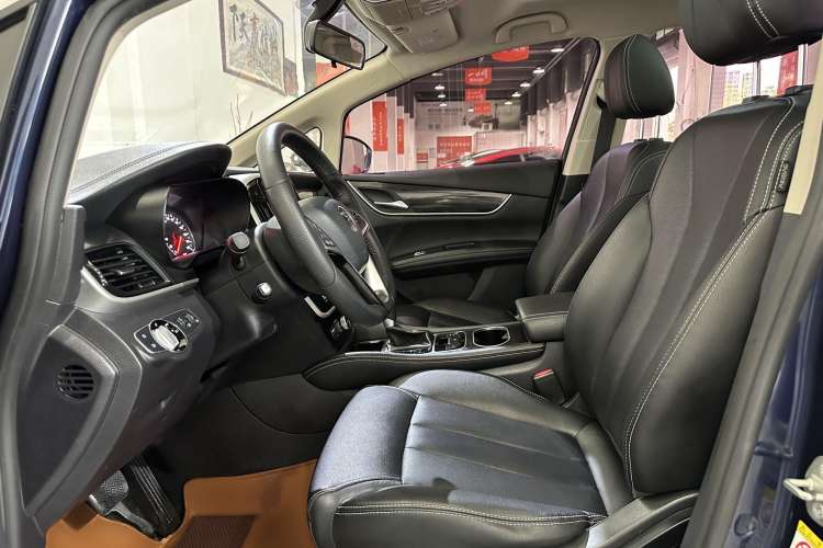 Used BYD Song MAX 2018 1.5T Automatic Smart Connect Elite Model with 6 Seats