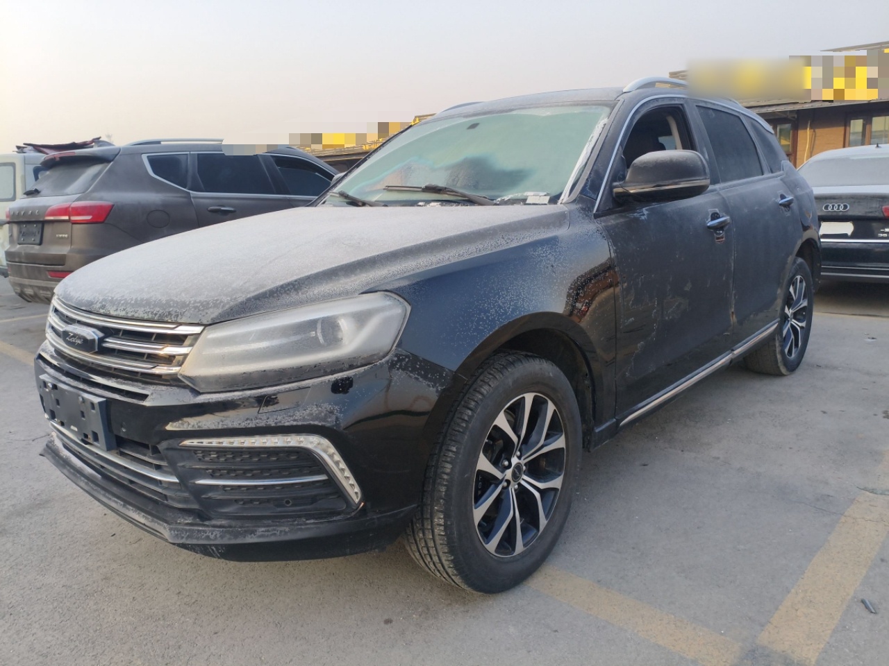 Под передней частью автомобиля