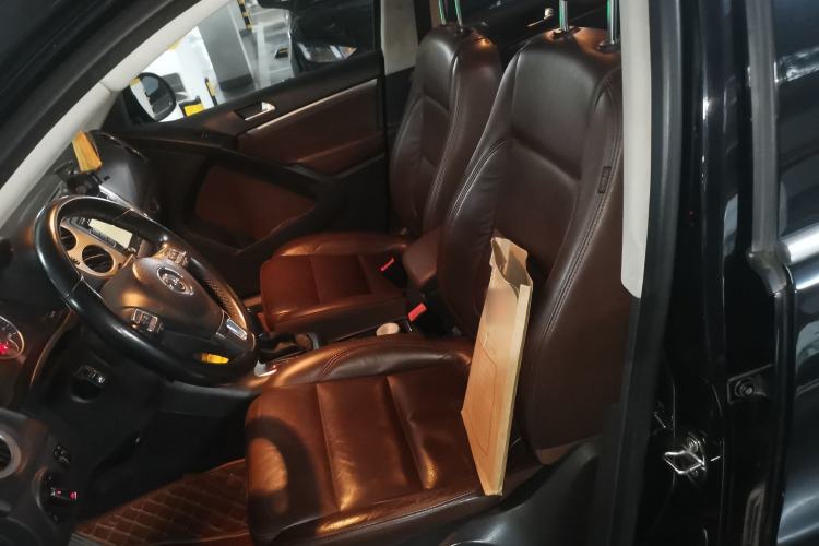 Used Volkswagen Tiguan L 2013 1.8 TSI Automatic All-Wheel Drive Luxury Model