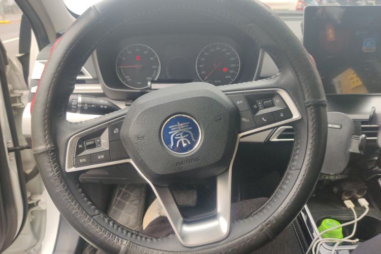 Used BYD Qin New Energy 2019 High-Range Deluxe Model Steering Wheel