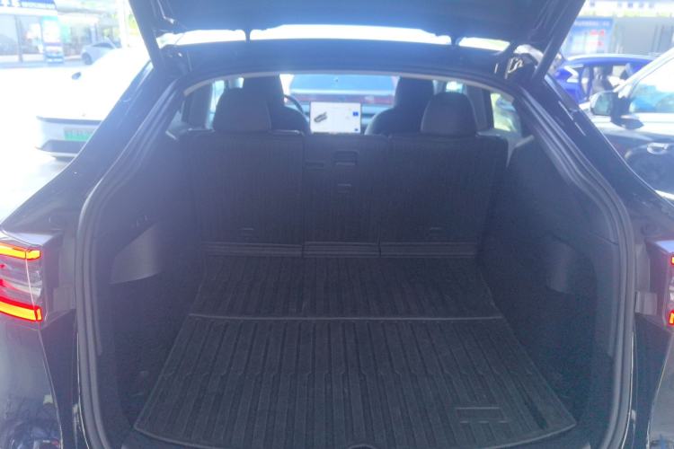 Used Tesla Model Y 2022 Rear-Wheel-Drive Version
