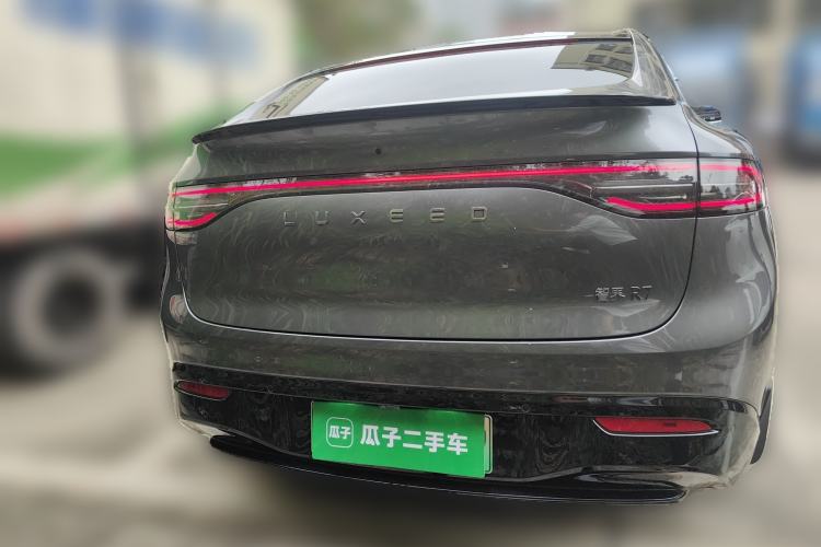 Used Hima Luxeed R7 2024 All-Electric 802 km Max Rear