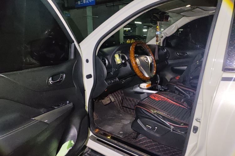 Used Nissan Terra 2018 2.5L Automatic 4x4 Luxury Edition
