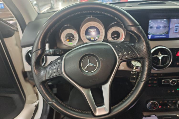 Used Mercedes-Benz GLK-Class 2014 GLK 260 4MATIC Dynamic Model
