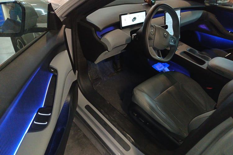 Used Nio ET5 2024 75 kWh Driver Seat