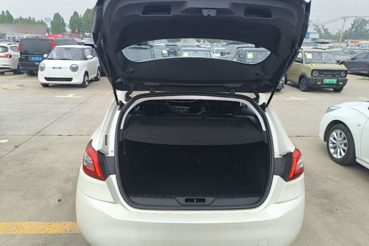Used Peugeot 308S 2015 1.2T Automatic Jingchi Edition Trunk