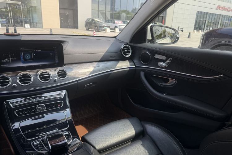 Used Mercedes-Benz E-Class 2017 E 200 L Sport 4MATIC
