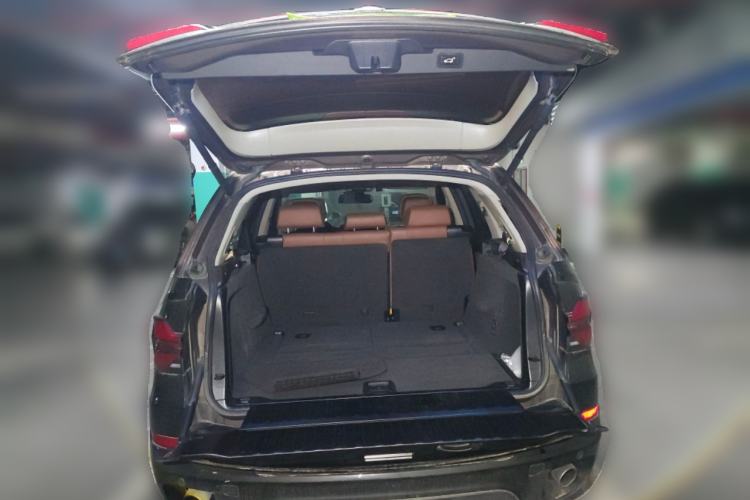 Used BMW X5 2011 xDrive35i Luxury Model
