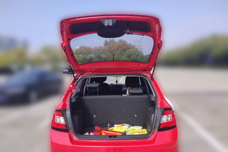 Used Skoda Fabia 2017 1.4L Automatic Car Enjoy Edition Trunk