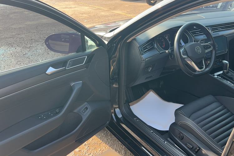 Used Volkswagen Magotan 2020 330TSI DSG Leading Model
