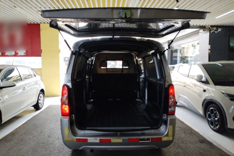 Used Wuling Rongguang 2019 1.5L Extended-Body Van Base Model with 2 Seats Trunk