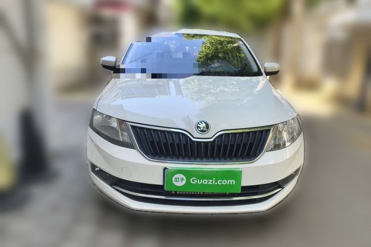 Used Skoda Rapid Spaceback 2018 1.6L Manual Comfort Edition