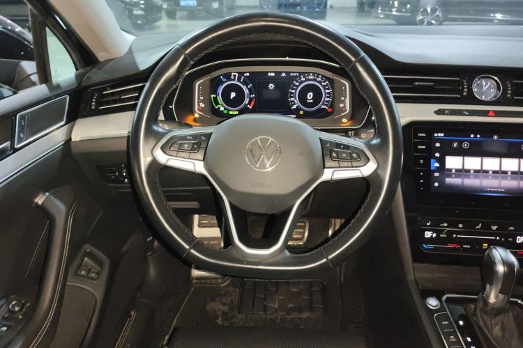 Used Volkswagen Magotan GTE Plug-in Hybrid 2022 GTE Prestige Model