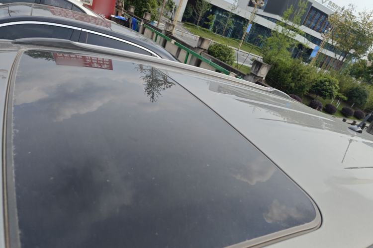 Used Buick Encore 2015 1.4T Automatic Two-Wheel Drive Urban Elite Version Roof