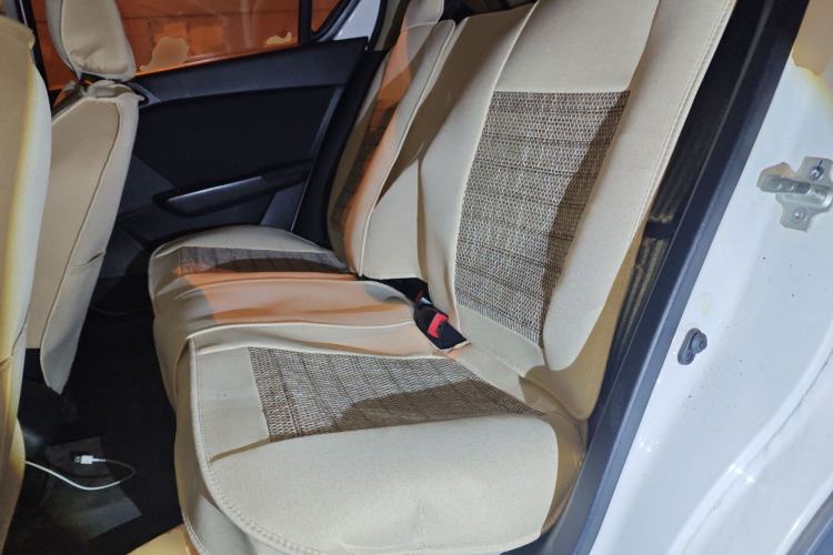 Used Baojun 310 2016 1.2L manual Comfort trim level