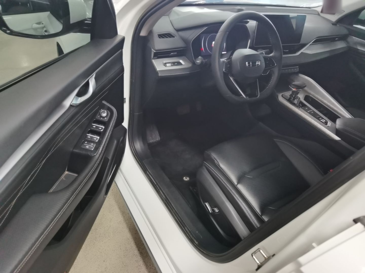 Geely Auto Preface 2023 2.0TD Luxury Version — снимка 18