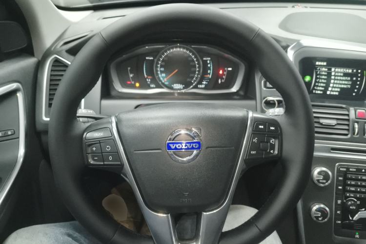 Used Volvo XC60 2016 T5 Smart Version
