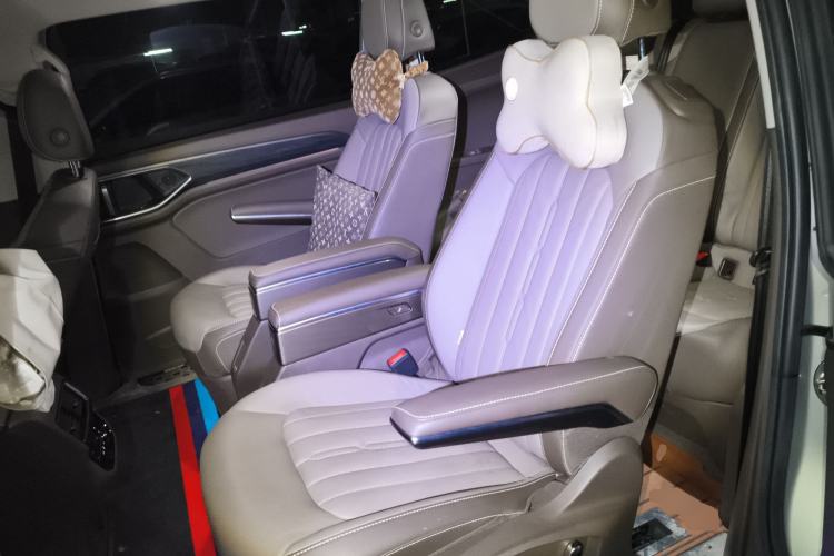 Used Volkswagen Viloran 2022 330TSI Luxury Edition