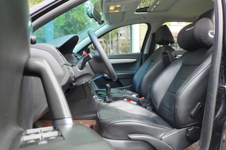 Used Volkswagen Lavida 2013 Restyled Classic 1.6L Manual Comfort Edition Left Front Seat