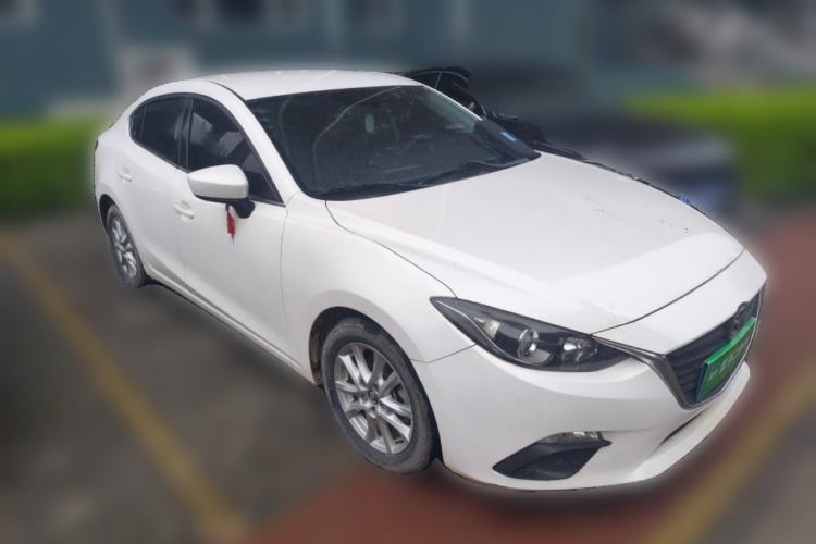 Used Mazda 3 Axela 2014 Sedan 1.5L Manual Comfort Model Front Right 45 Deg