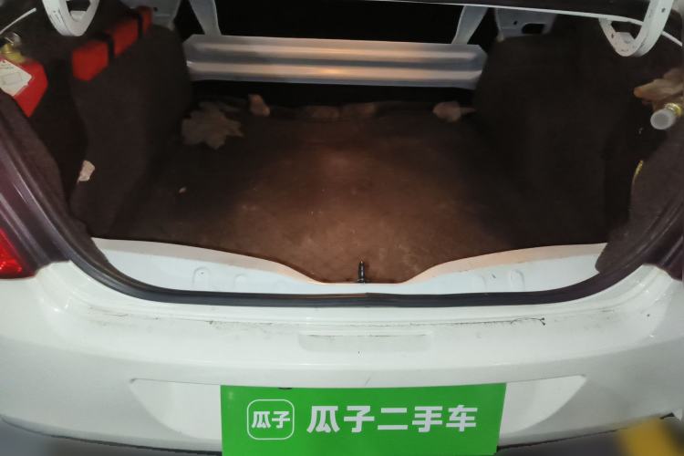 Used Peugeot 301 2014 1.6L Manual Comfort Edition Trunk