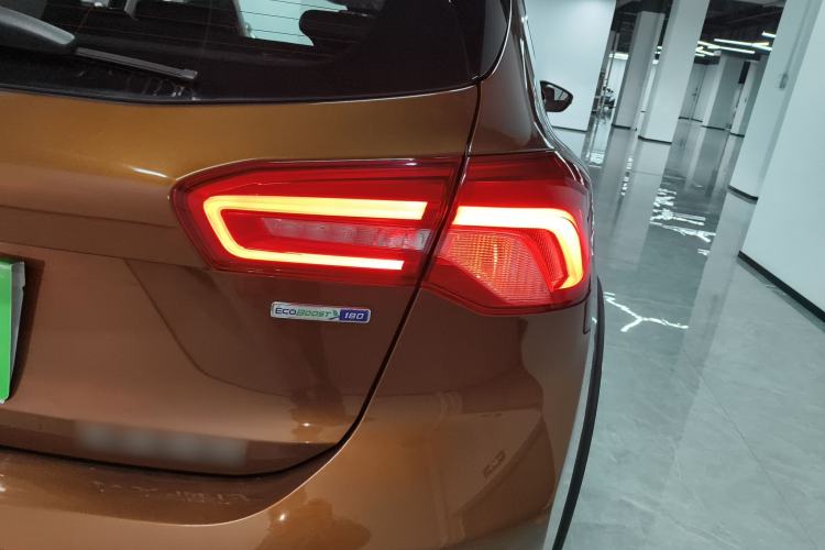 Used Ford Focus Active 2020 EcoBoost 180 Automatic Titanium Edition