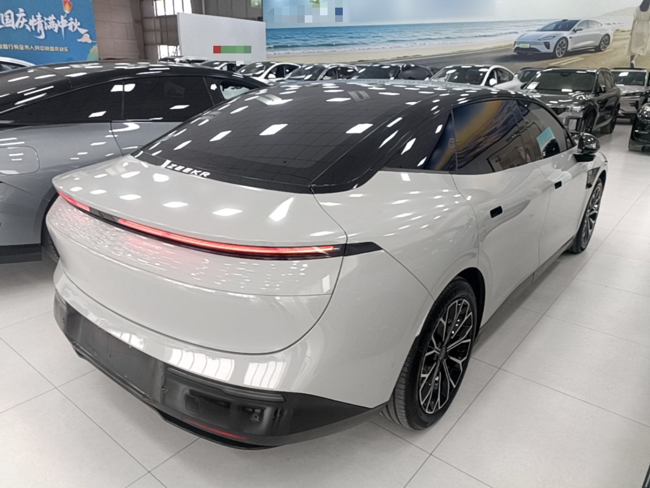 Zeekr 007 2025 Rear-Drive Intelligent Driving Version 75 kWh — снимка 6
