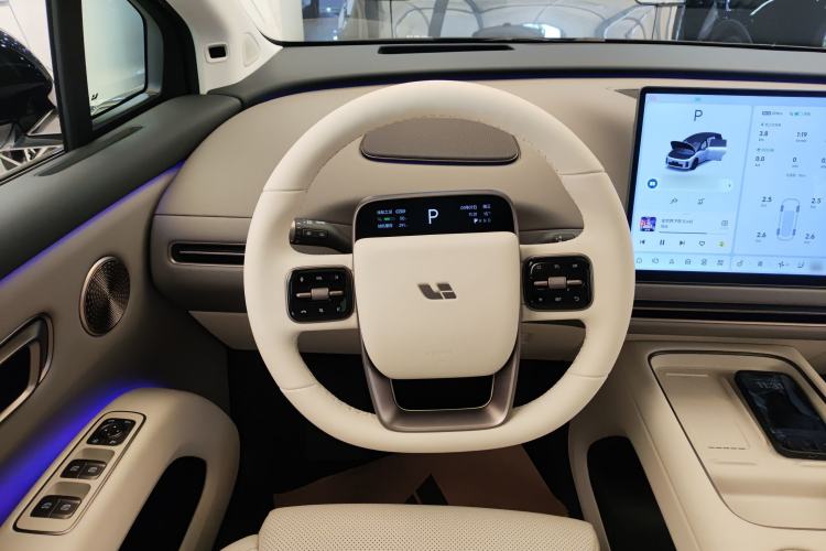 Used Li Auto Li Auto i8 2025 Model Standard Version