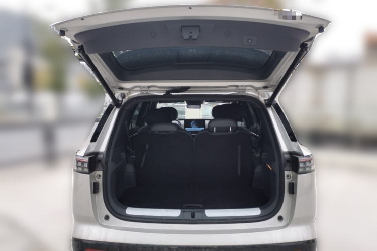 Used Dongfeng eπ eπ008 2024 210Max Range-Extended Version 6 Seats