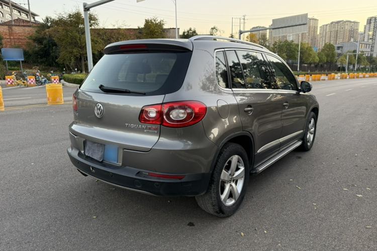 Used Volkswagen Tiguan 2010 2.0 TSI Automatic All-Wheel-Drive Elite Edition