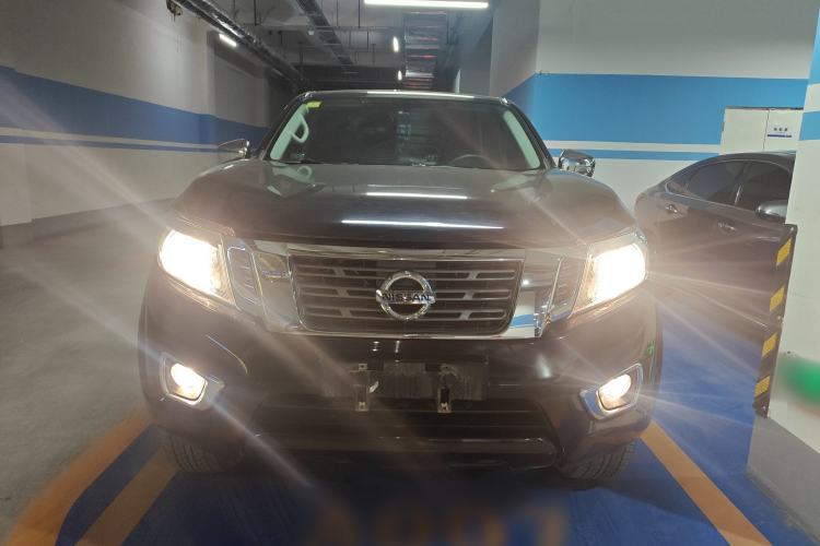 Used Nissan Navara 2017 2.5L Automatic 2WD Luxury Edition QR25

