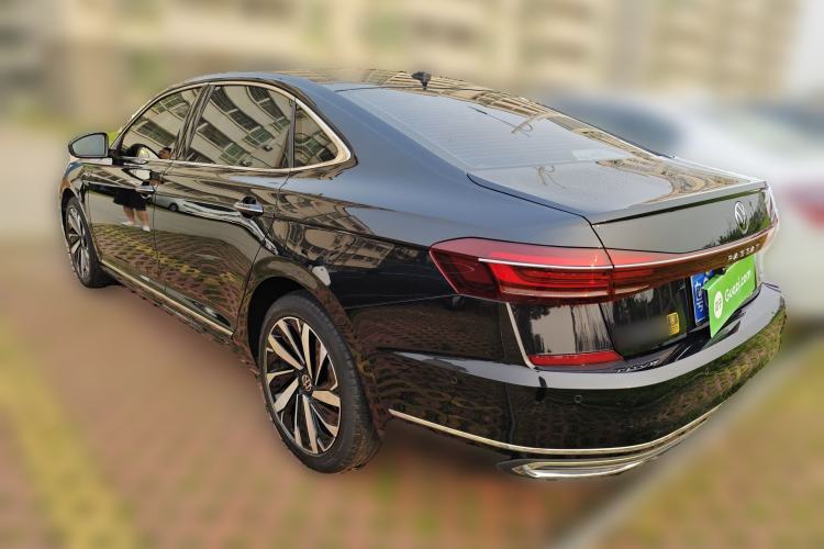 Used Volkswagen Passat 2022 330TSI Luxury Edition Rear Left 45 Deg