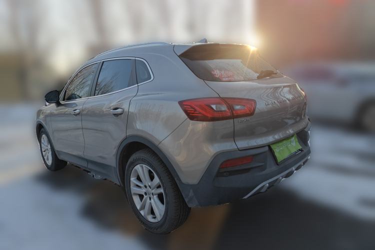 Used BORGWARD BX5 2017 20TGDI Automatic Two-Wheel Drive Pioneer Edition
